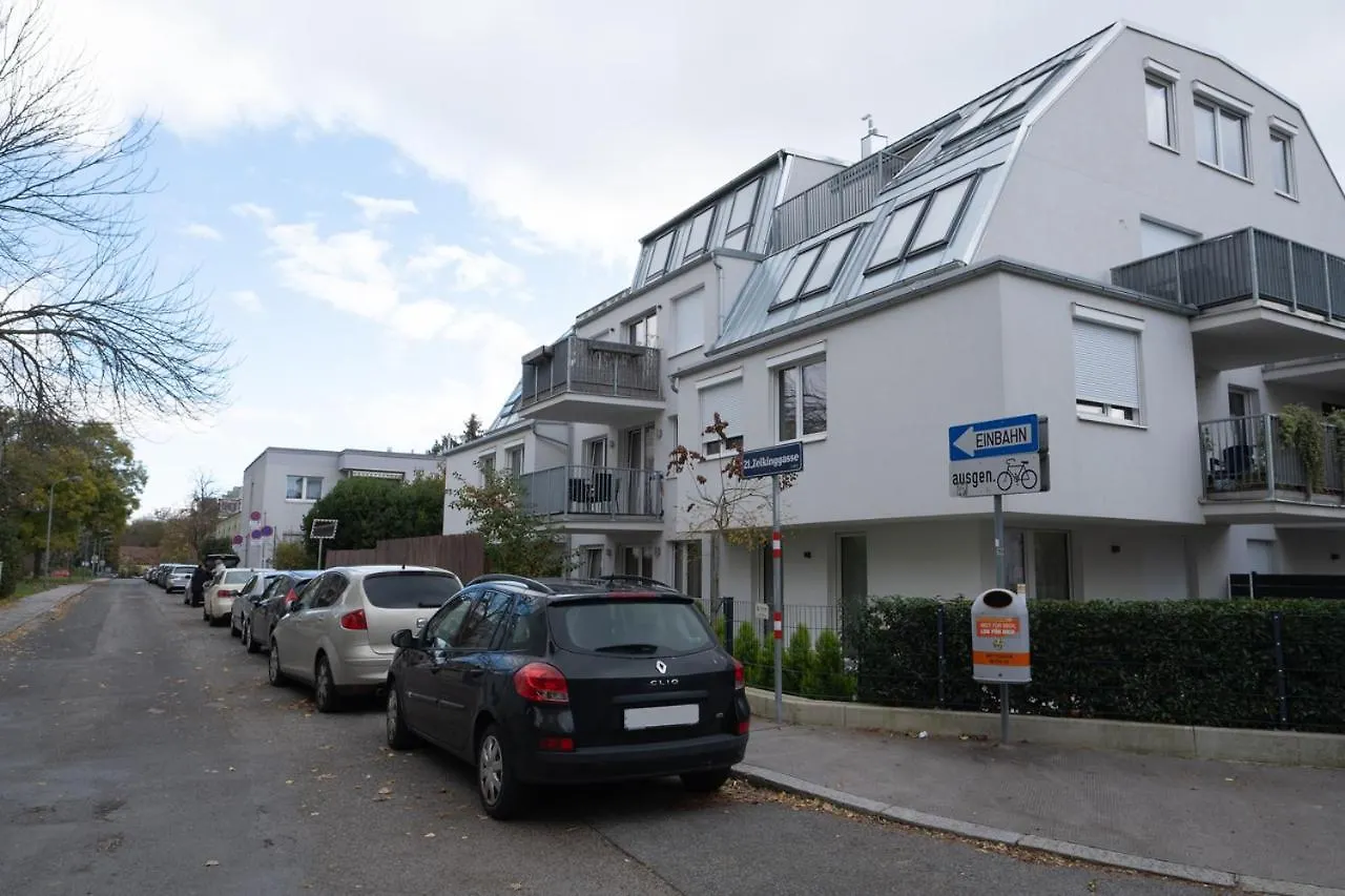 Modern Apartment With Tiny Garden Near City Center Vienna